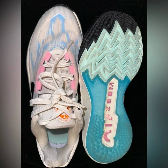 Nike Air Zoom GT Cut 2 White Pink Blue Basketball Shoes FN0234 Women's Size 9 - Picture 4 of 13
